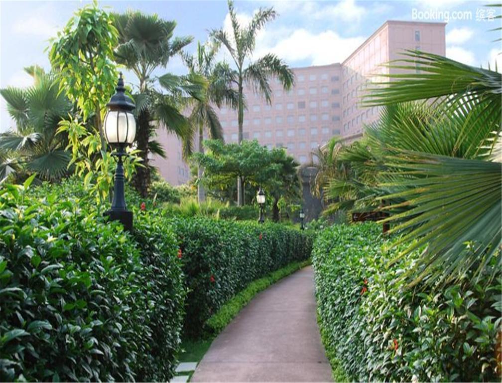 Dongguan Oyc Crown Prince Hotel Exterior photo