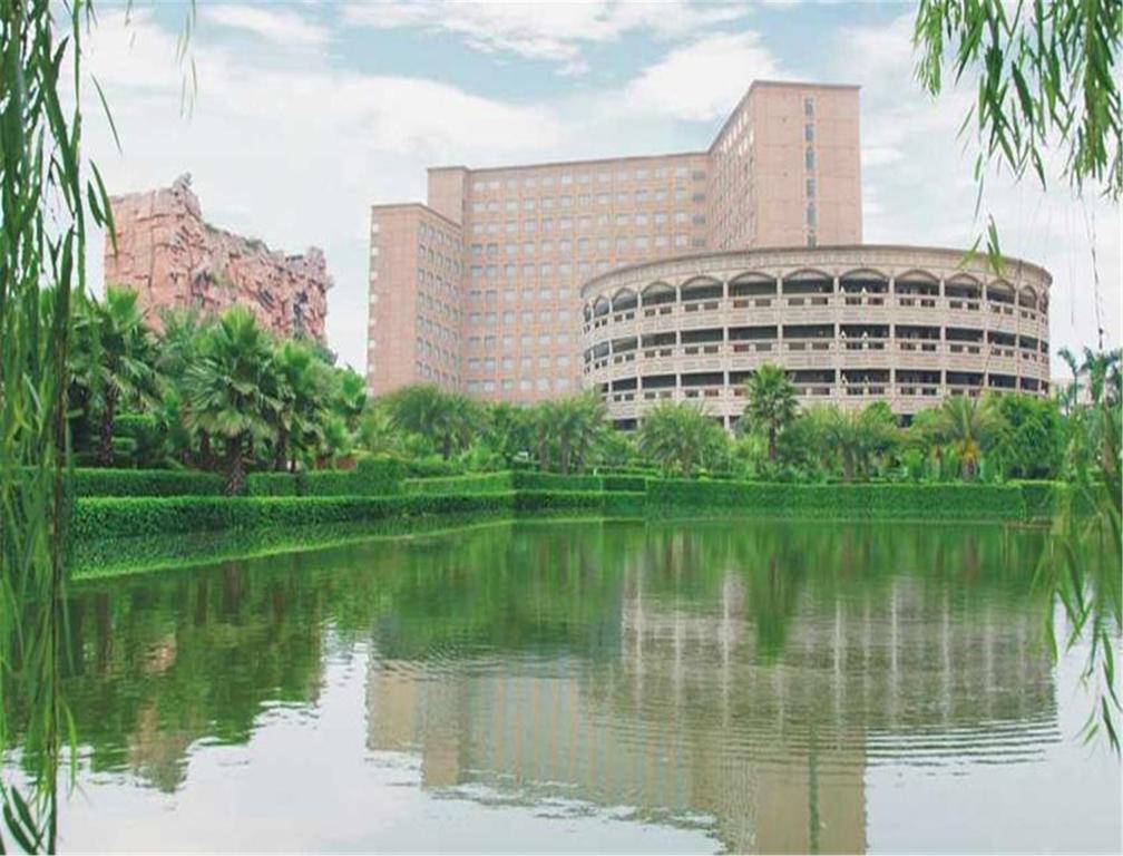 Dongguan Oyc Crown Prince Hotel Exterior photo