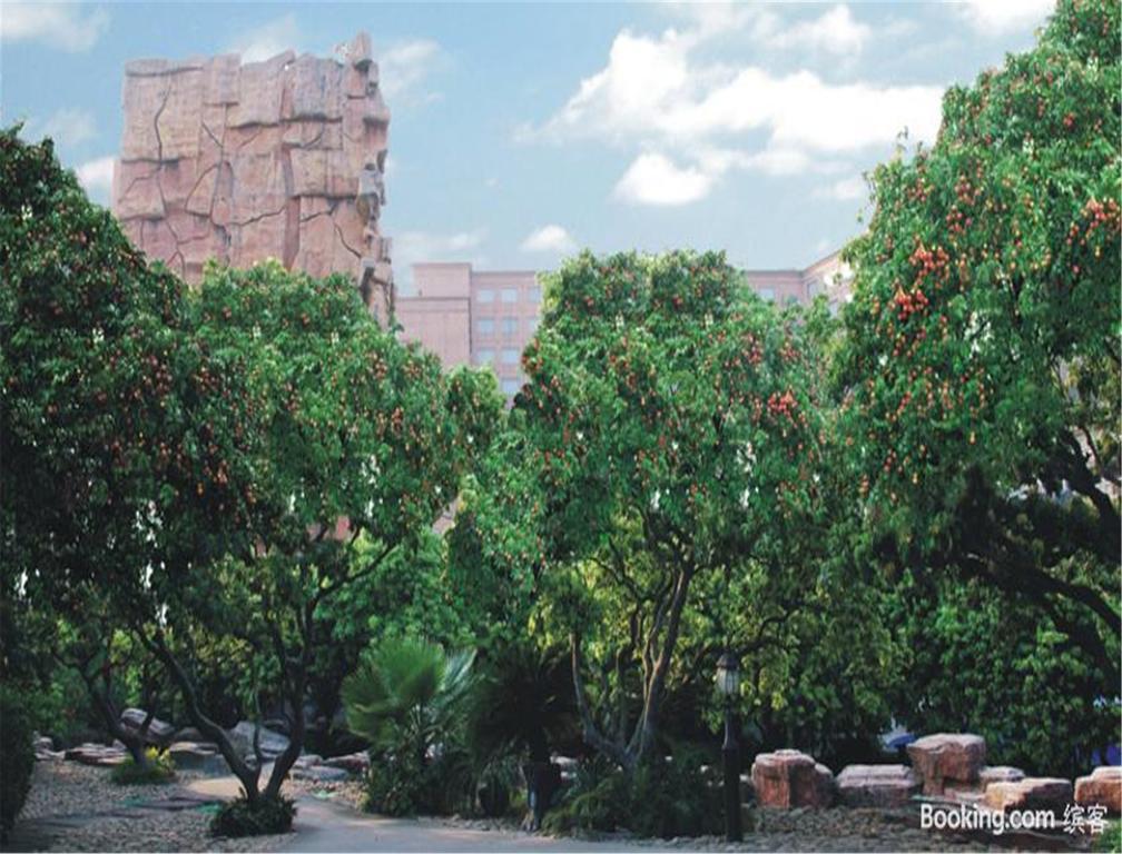 Dongguan Oyc Crown Prince Hotel Exterior photo