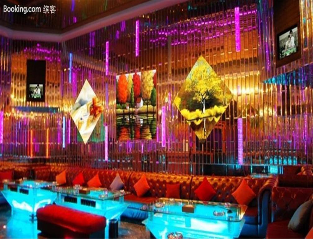 Dongguan Oyc Crown Prince Hotel Exterior photo
