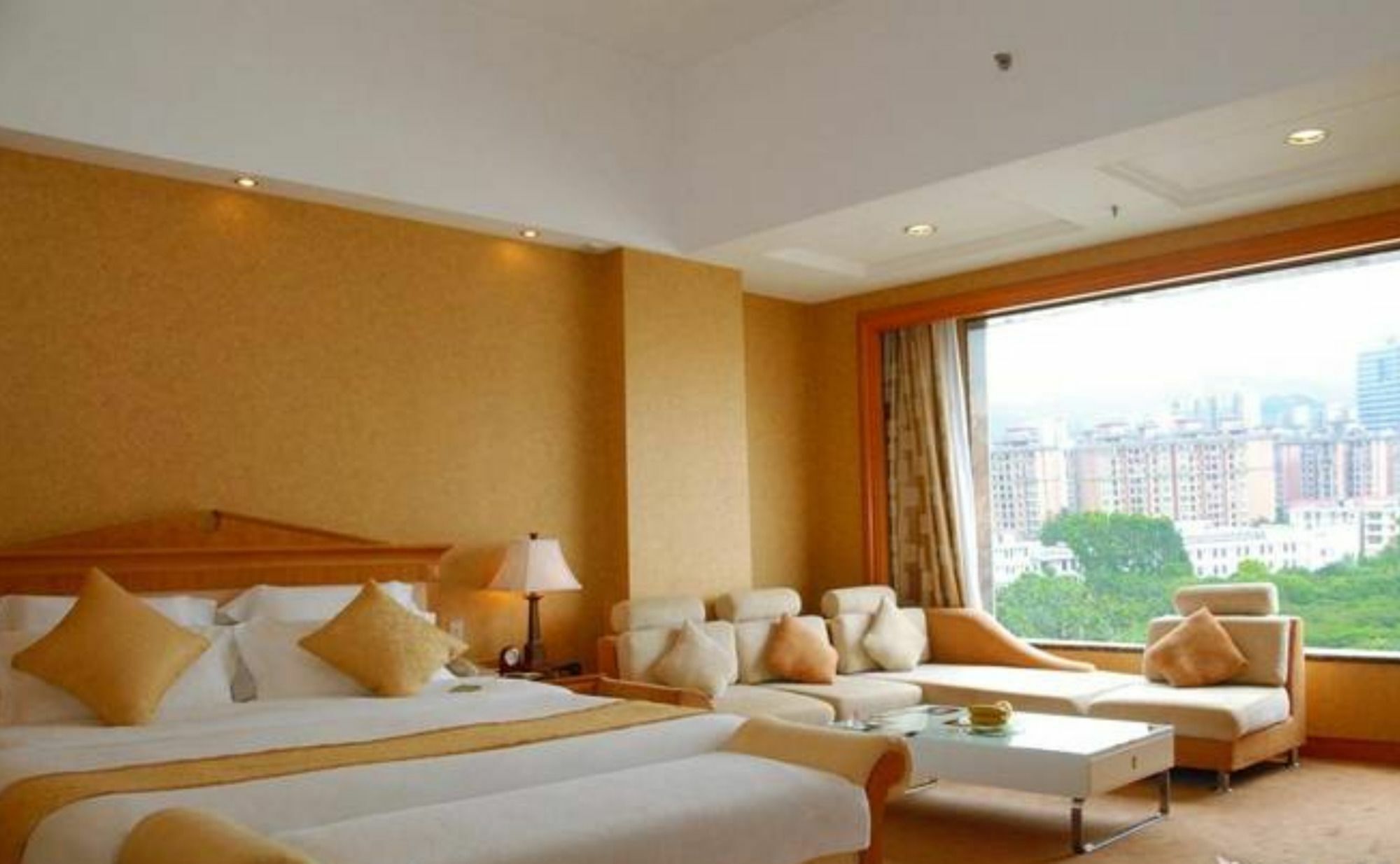 Dongguan Oyc Crown Prince Hotel Exterior photo